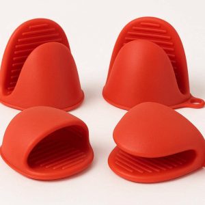 Mini Silicone Pinch Mitts Heat Resistant Pot Holders Small Oven Mittens for Instant Pot Air Fryer Cooking Pinch Grips Dishwasher Safe Red